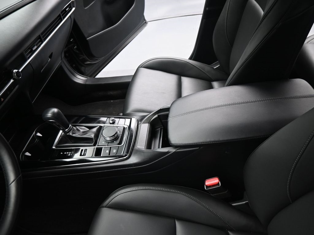 2023 Mazda CX-30 2.5 S Preferred photo 2