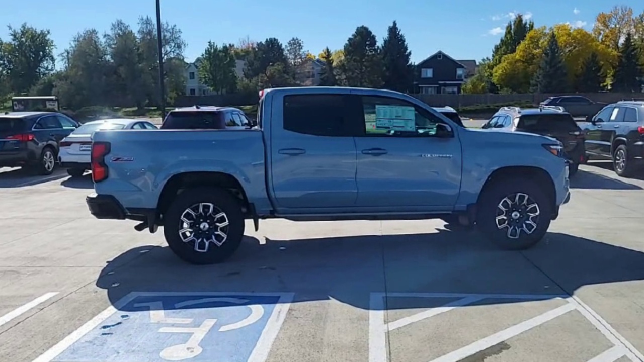 2026 Chevrolet Colorado Z71 photo 2