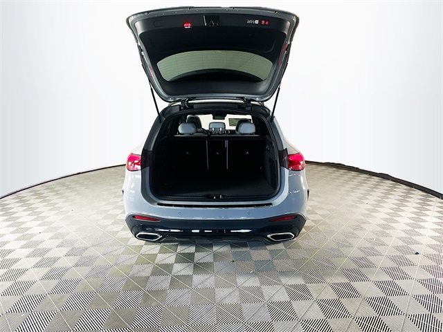 2026 Mercedes Benz GLC 300 4MATIC photo 23