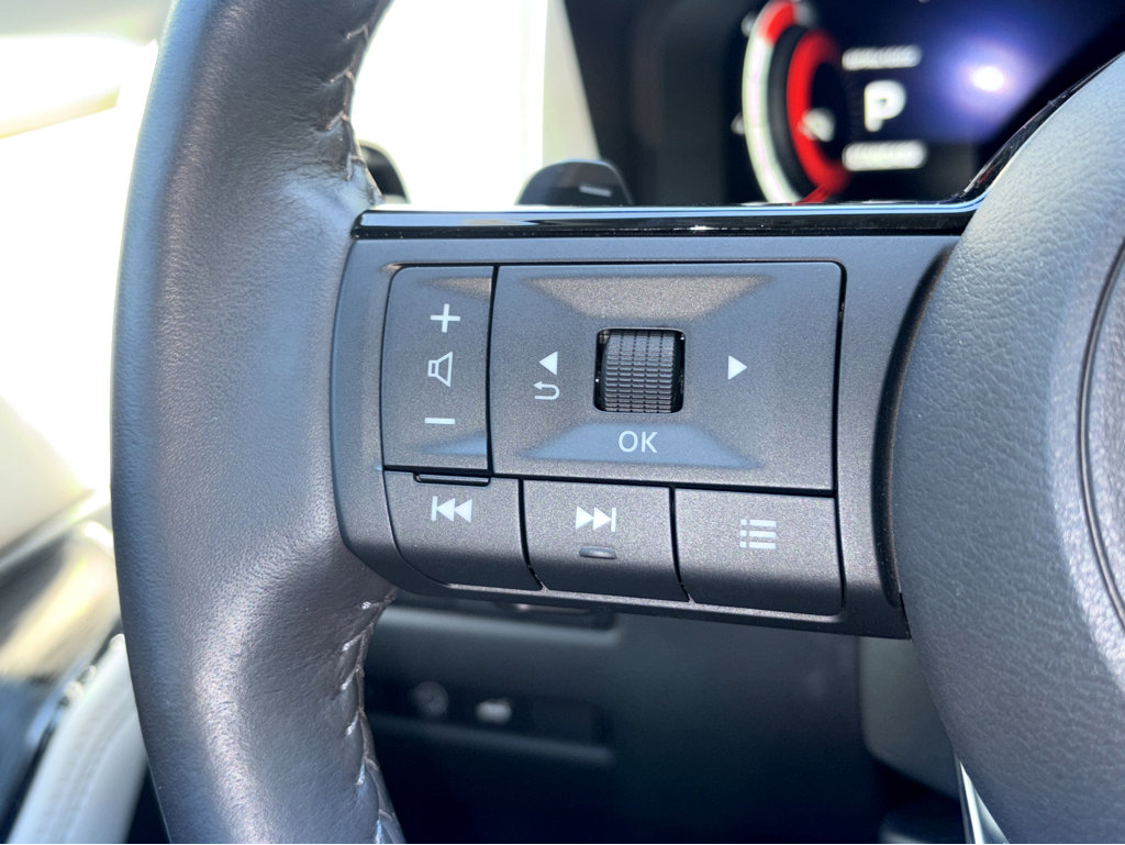 2024 Nissan Rogue SL photo 18