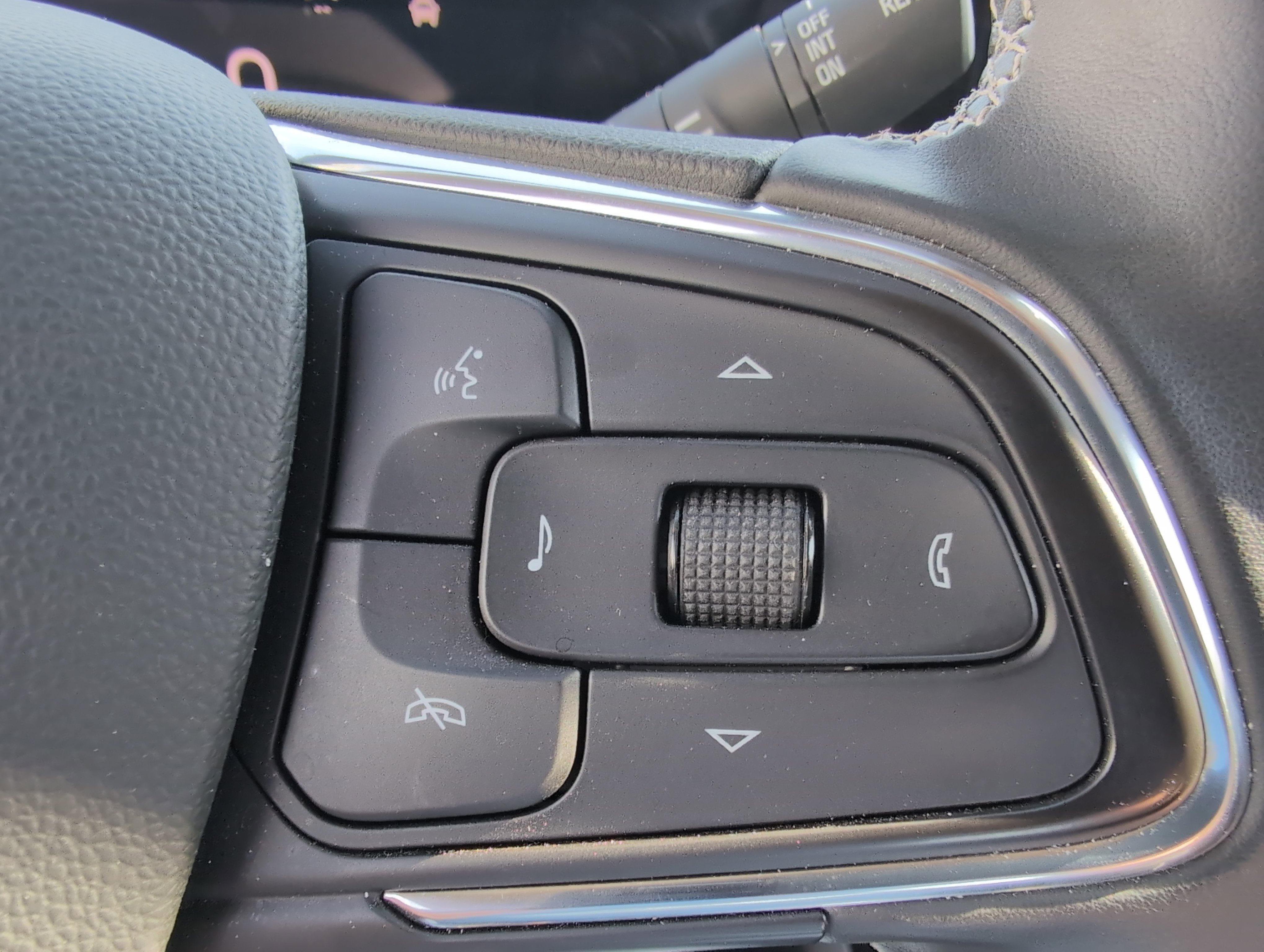 2024 Buick Encore GX Avenir photo 14