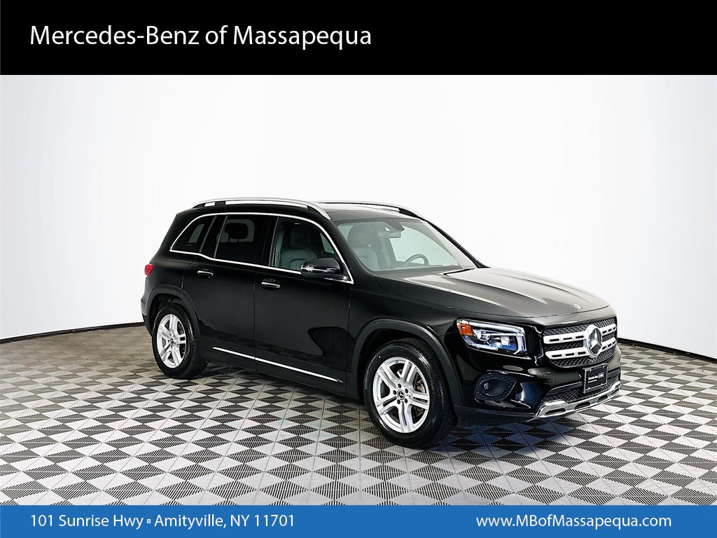 2023 Mercedes-Benz GLB Base's photo