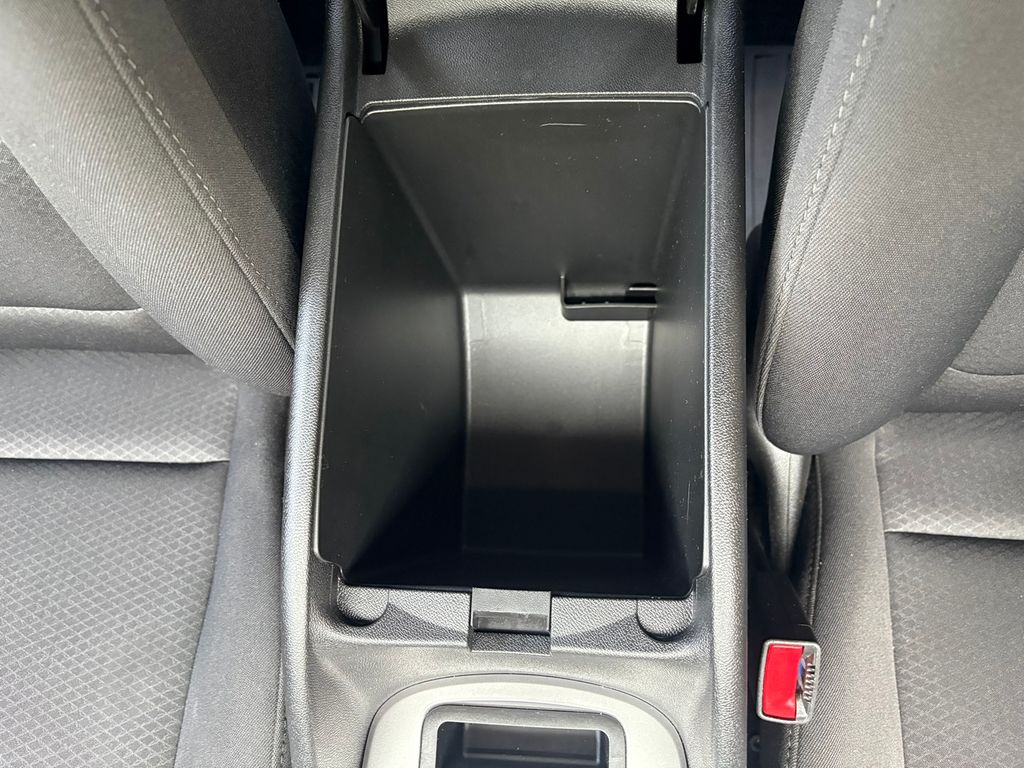 2020 Chevrolet Malibu LS photo 20