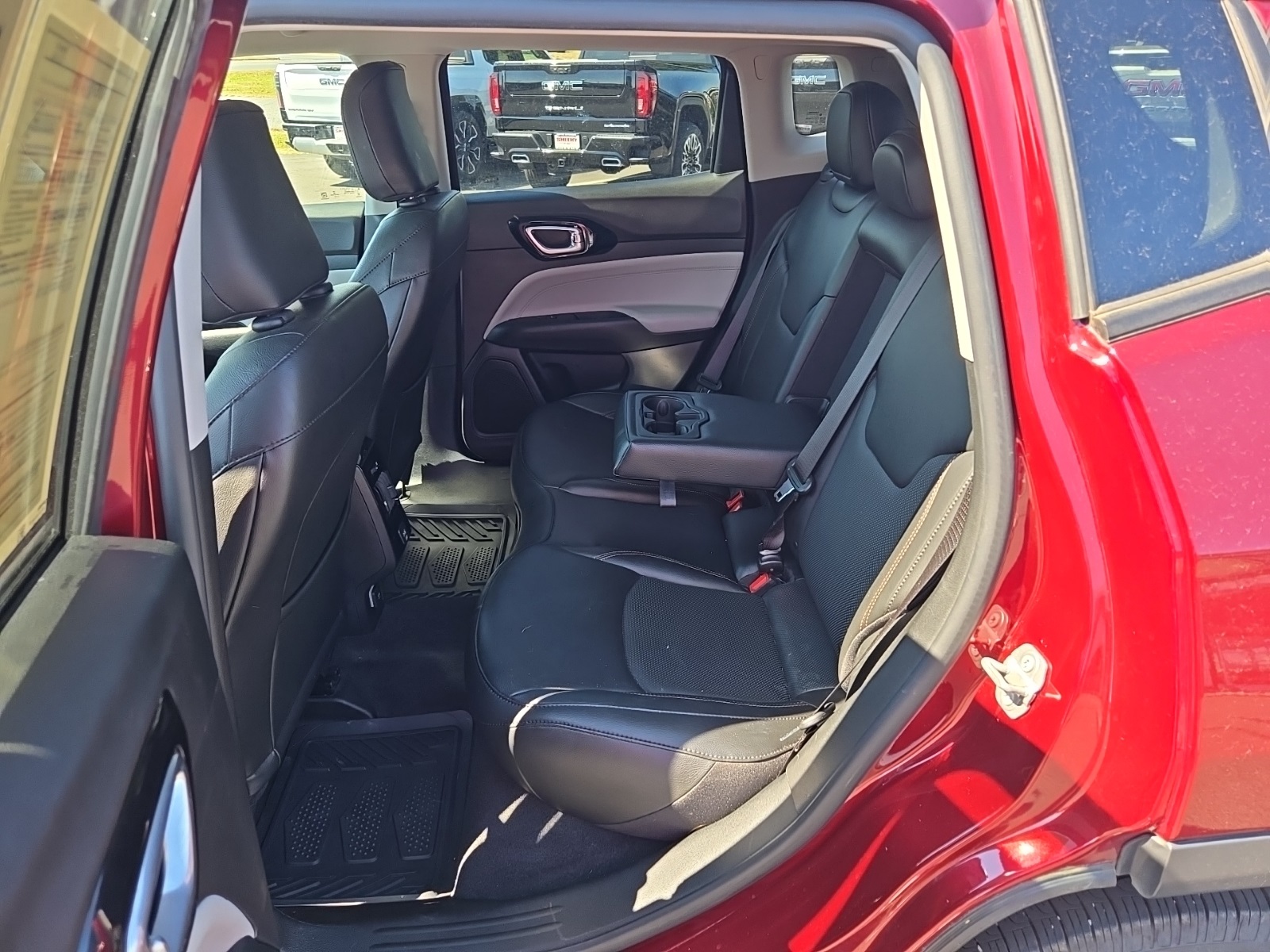 2022 Jeep Compass Limited photo 3