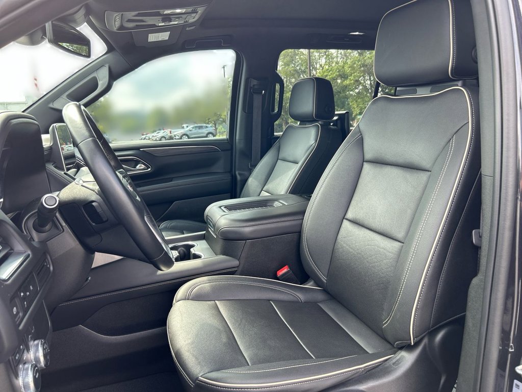 2023 Gmc Yukon XL SLT photo 9