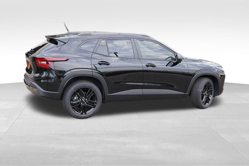 2025 Chevrolet Trax ACTIV photo 4