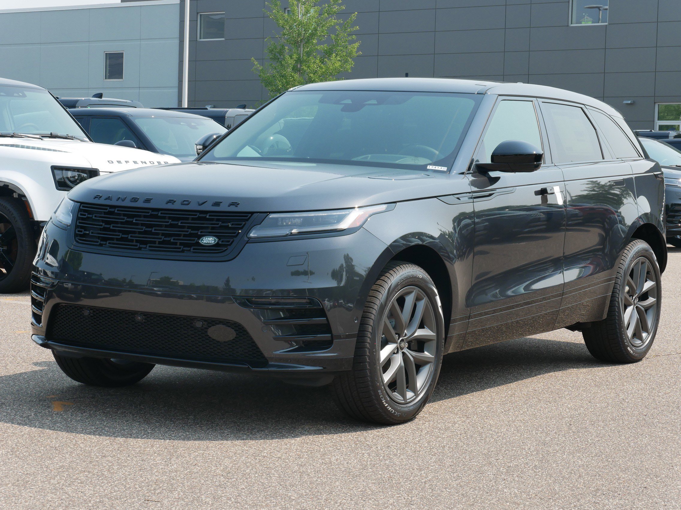 2026 Land Rover Range Rover Velar S photo 9
