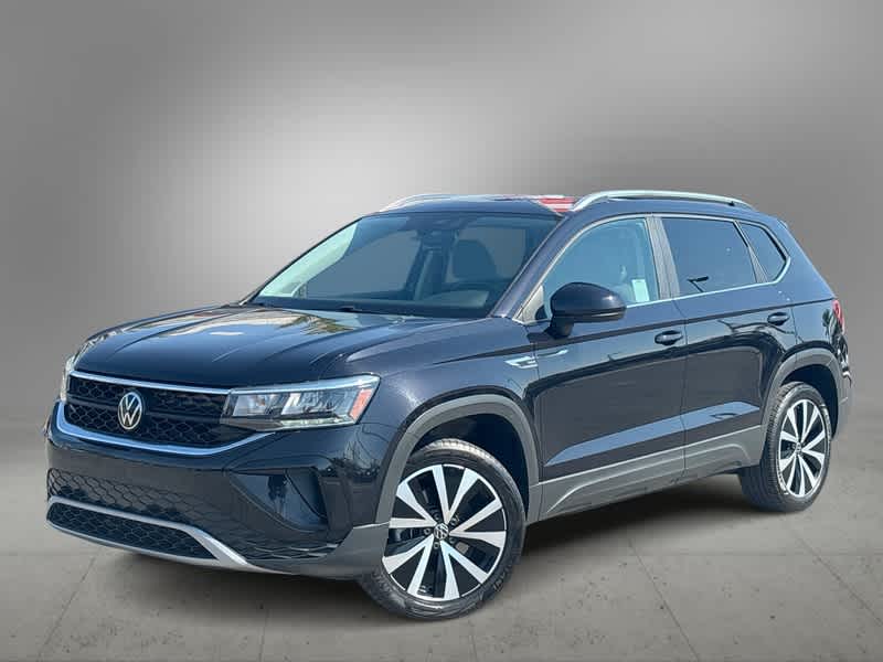 2022 Volkswagen Taos SE's photo