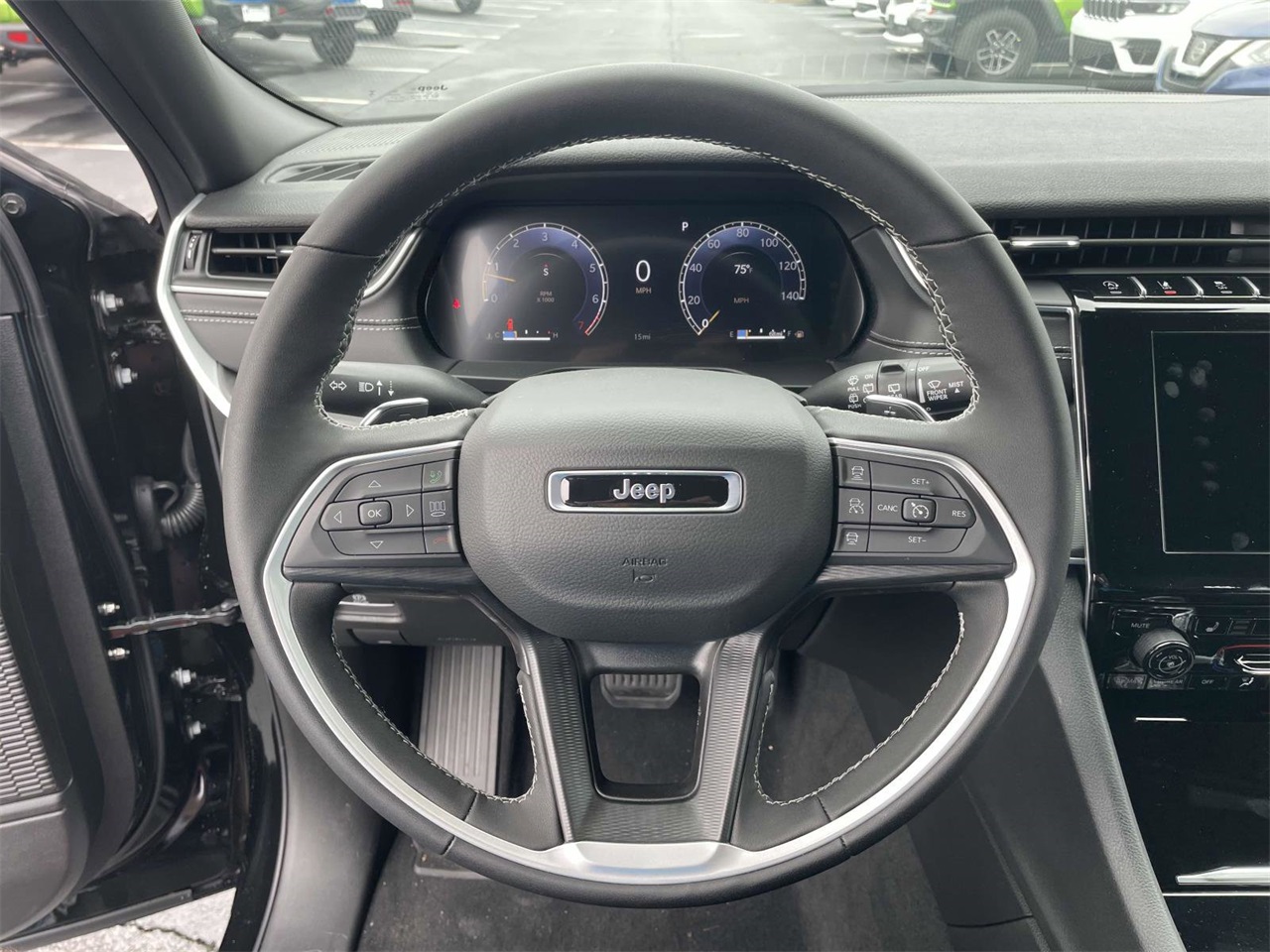 2025 Jeep Grand Cherokee Altitude X photo 31