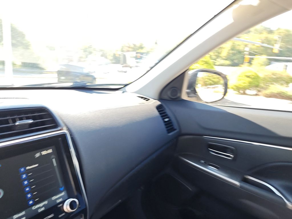 2024 Mitsubishi Outlander Sport ES photo 23