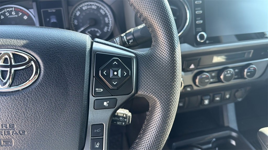 2023 Toyota Tacoma TRD Off-Road photo 14