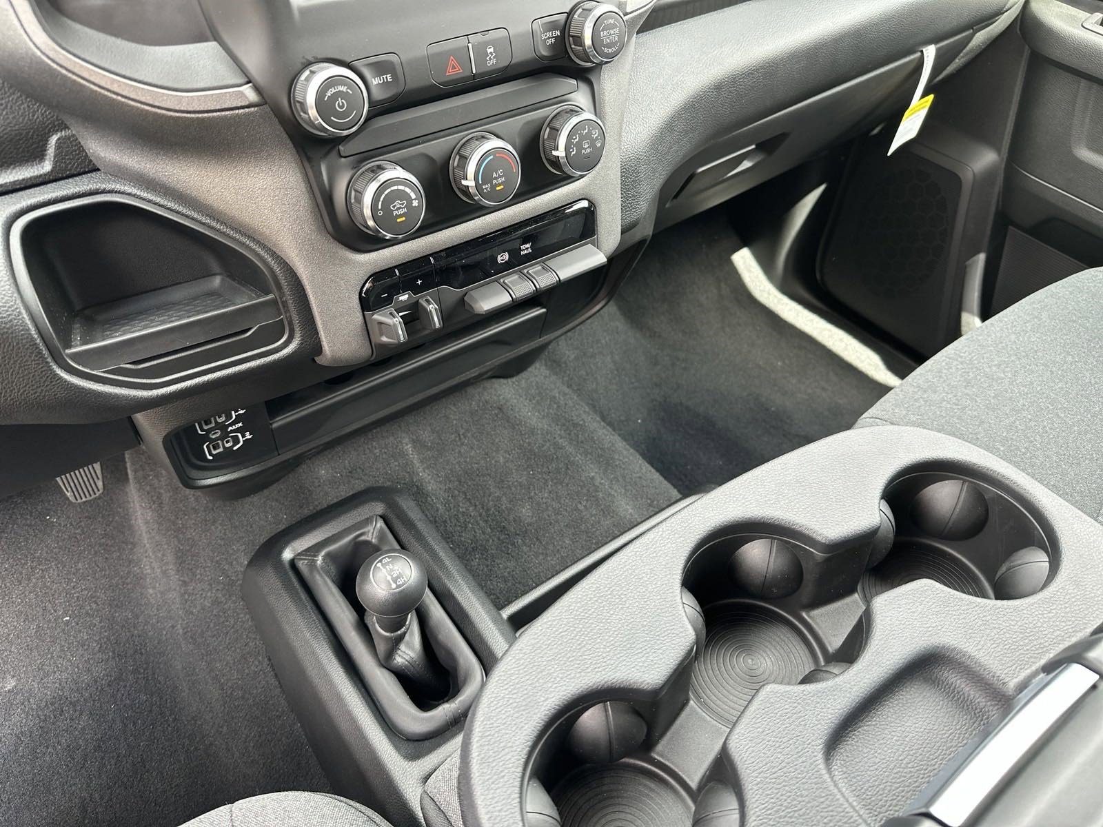 2024 Ram 2500 photo 29