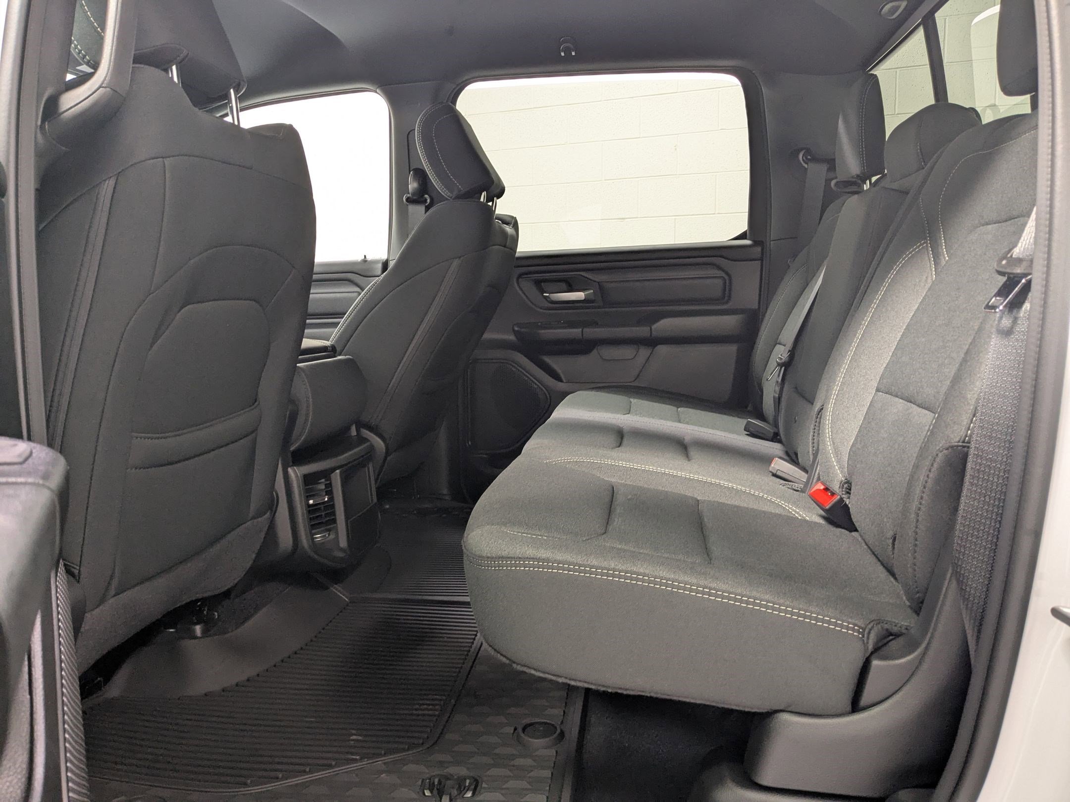 2025 Ram 1500 Tradesman photo 15