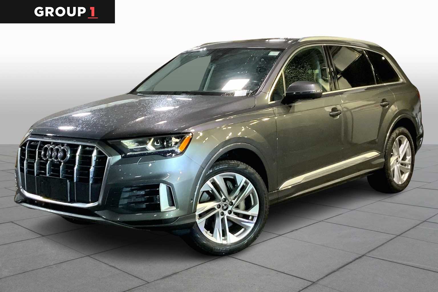 2022 Audi Q7 Premium's photo