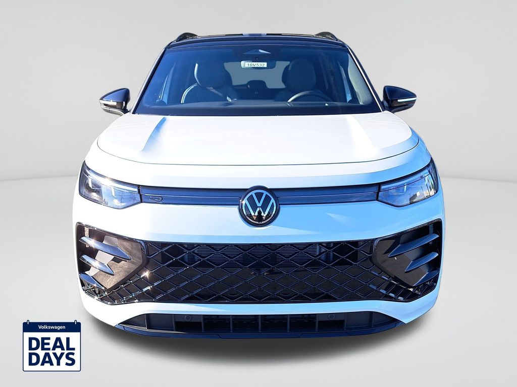 2025 Volkswagen Tiguan SE R-Line Black photo 2