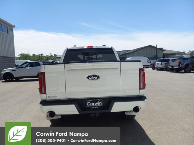 2025 Ford F-150 Lariat photo 4