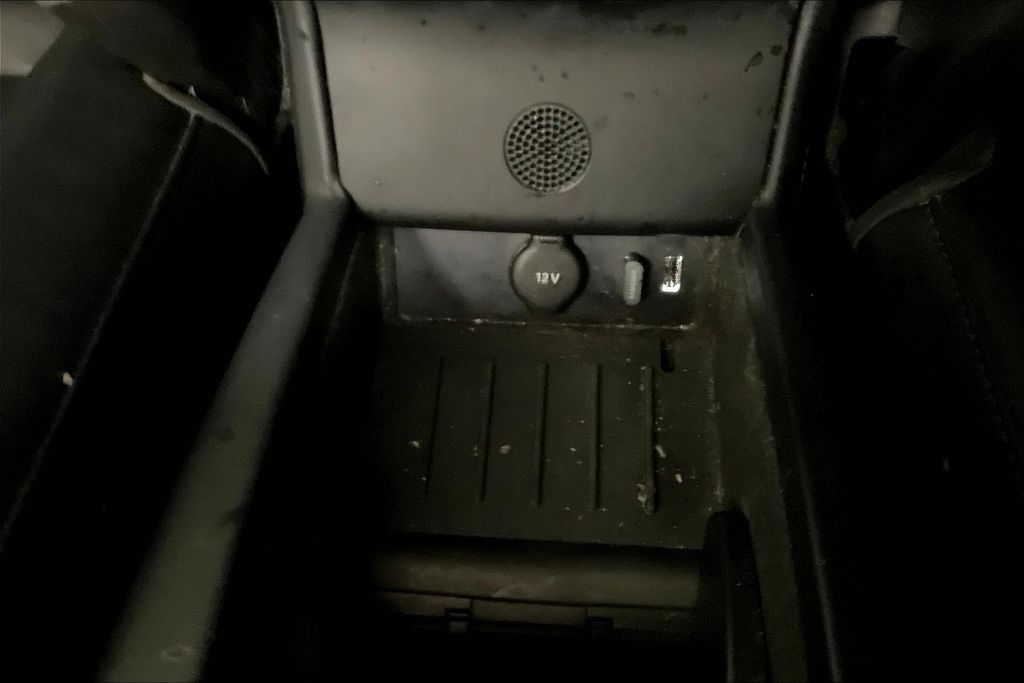 2019 Tesla Model X Performance photo 28