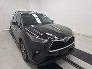 2022 Toyota Highlander XLE's photo