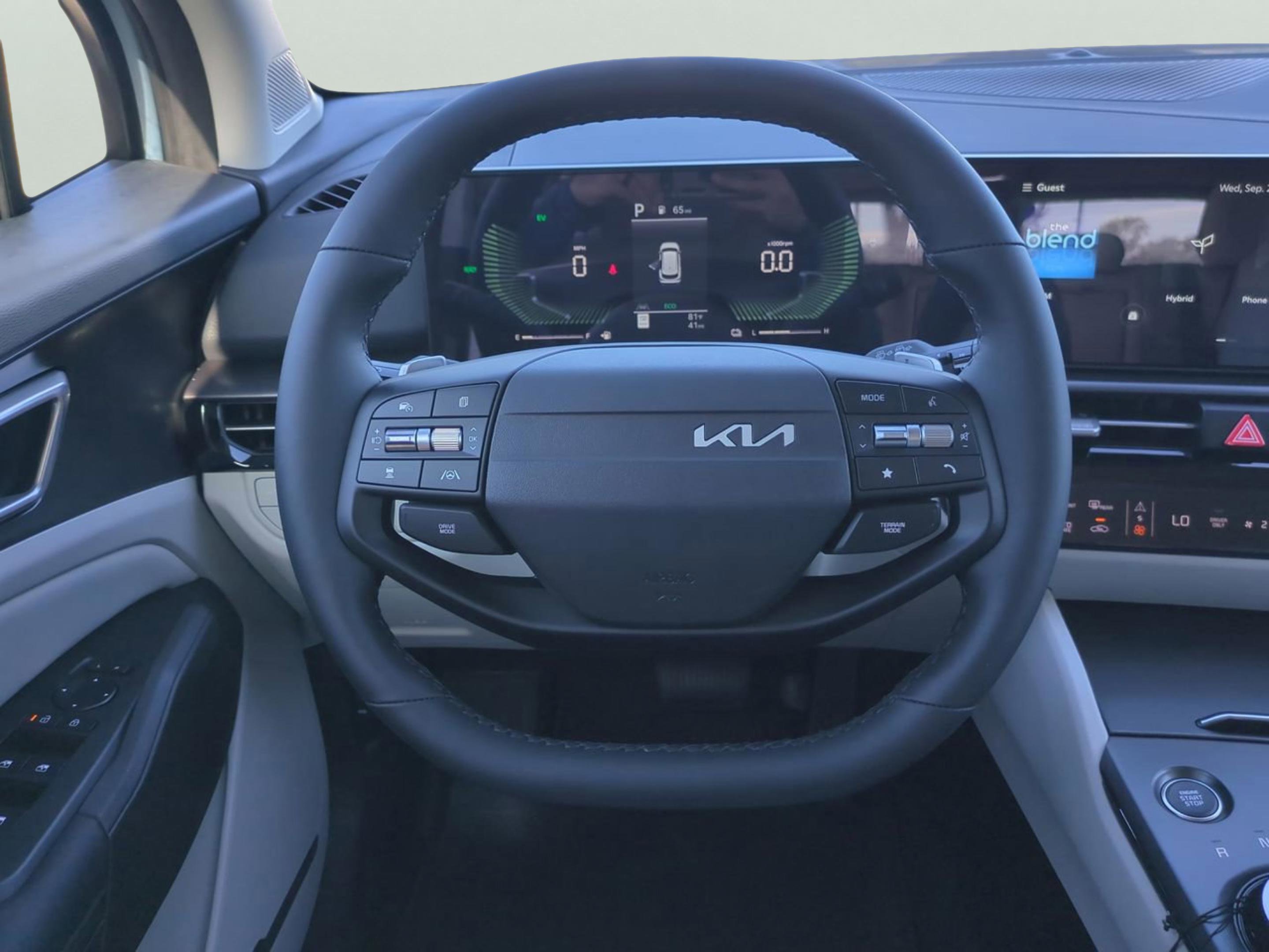 2026 Kia Sportage Hybrid EX photo 11