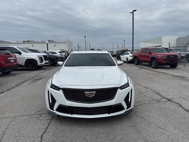 2022 Cadillac CT5 photo 2