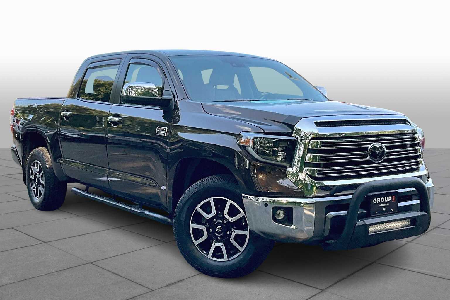 2021 Toyota Tundra Platinum Grade photo 2