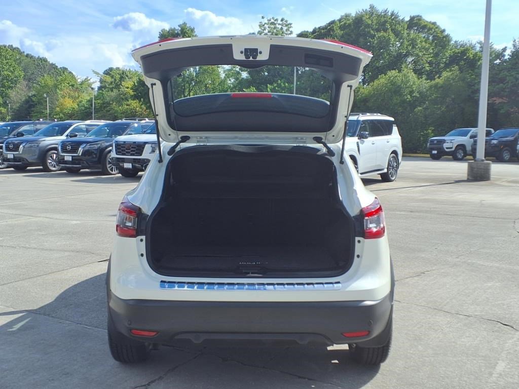 2022 Nissan Rogue Sport SV photo 8