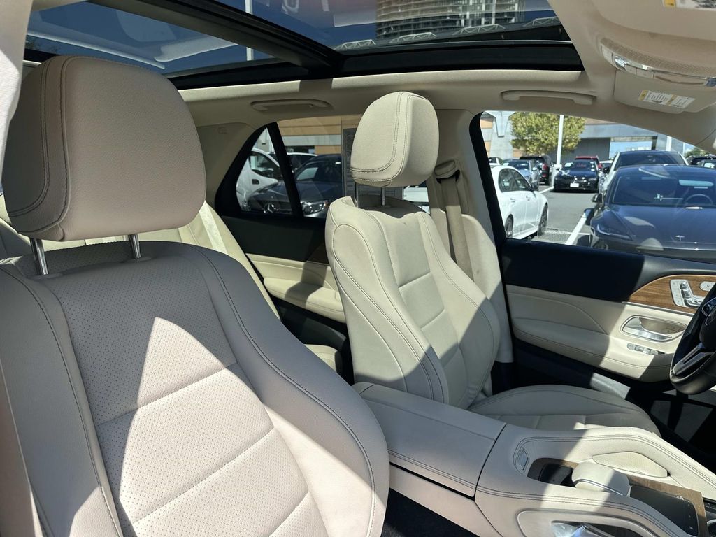 2022 Mercedes Benz GLE 350 4MATIC photo 21