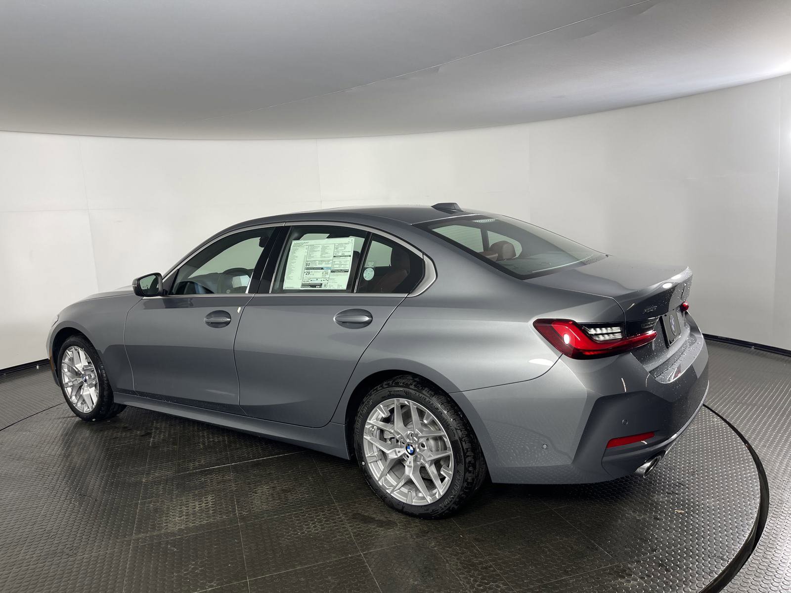 2025 Bmw 330i 330i xDrive photo 3
