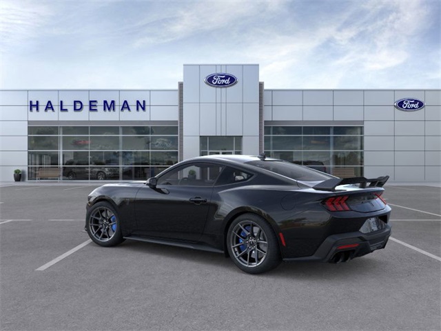 2025 Ford Mustang Dark Horse photo 4