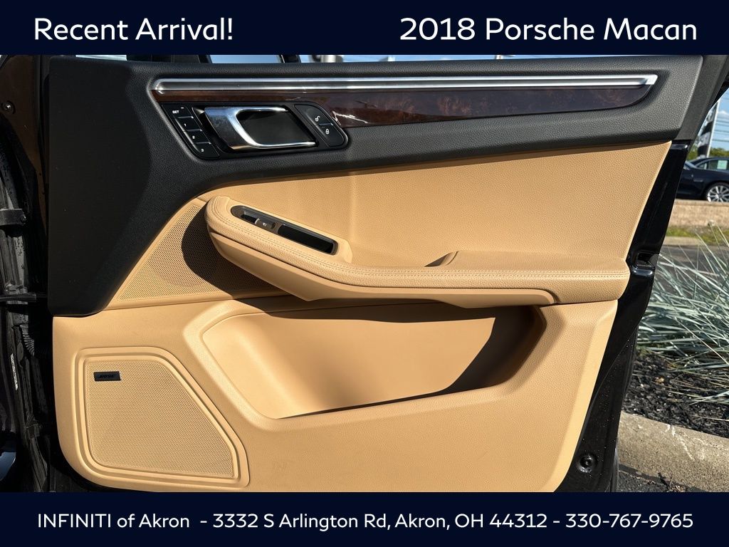 2018 Porsche Macan S photo 23