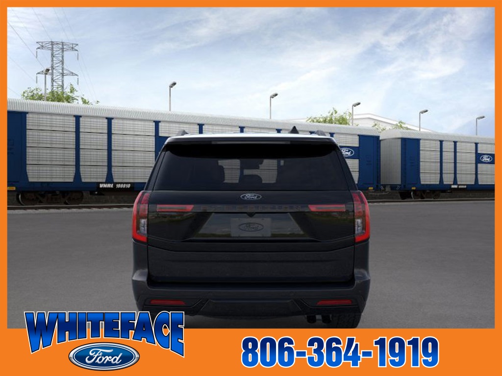 2025 Ford Expedition photo 2