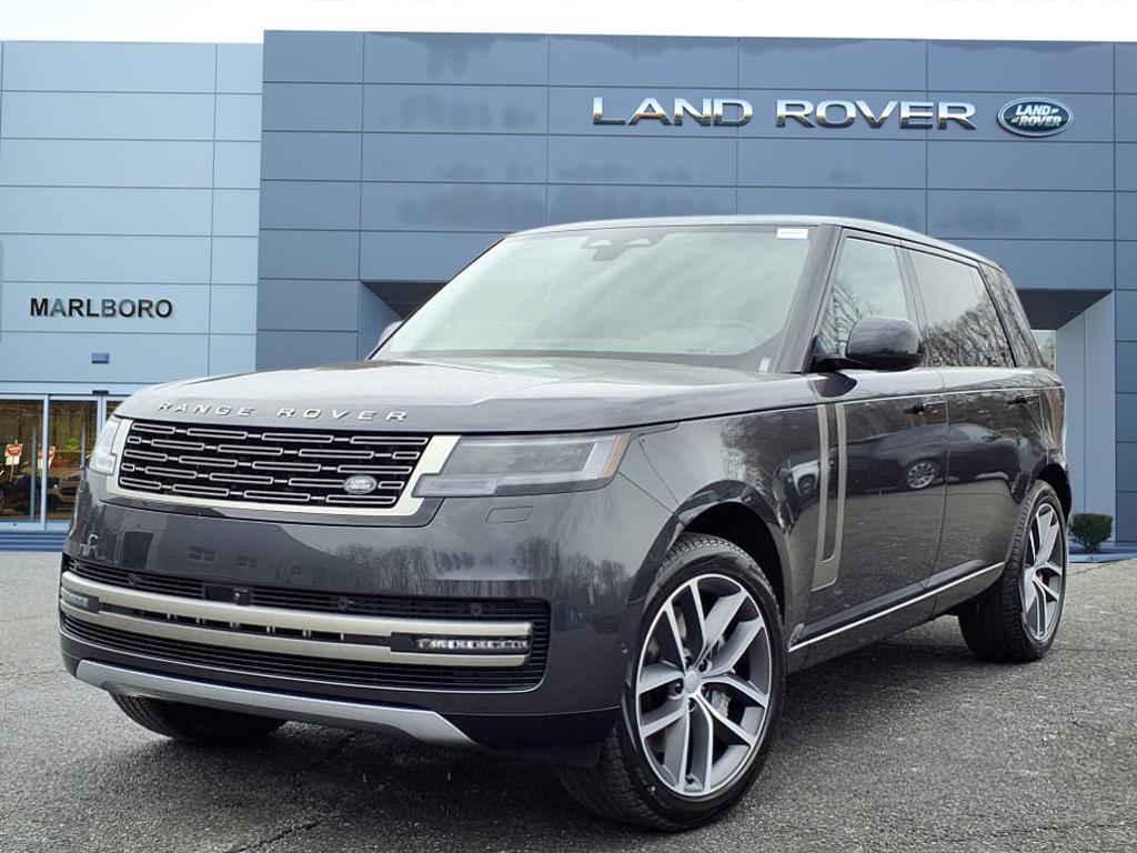 2025 Land Rover Range Rover SE's photo