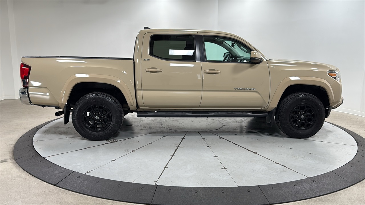 2019 Toyota Tacoma SR5 photo 4