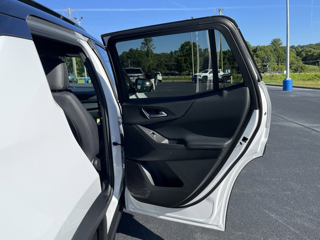 2026 Chevrolet Equinox LT photo 16