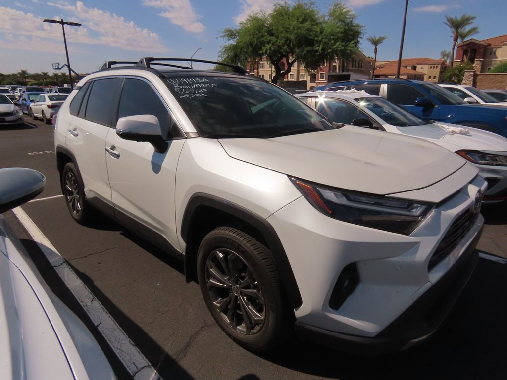 2023 Toyota RAV4 Hybrid Limited photo 2