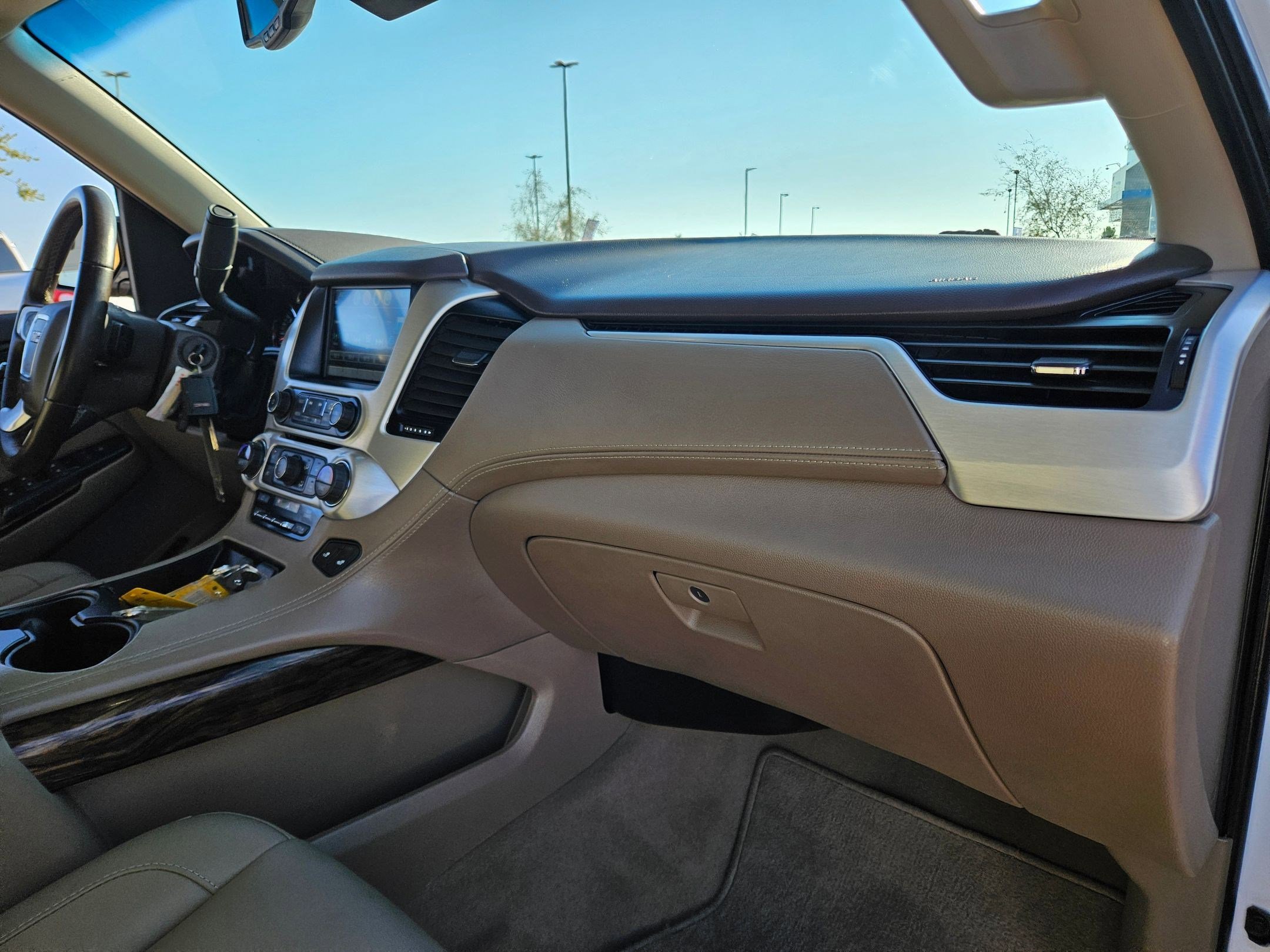 2019 Gmc Yukon SLT photo 18