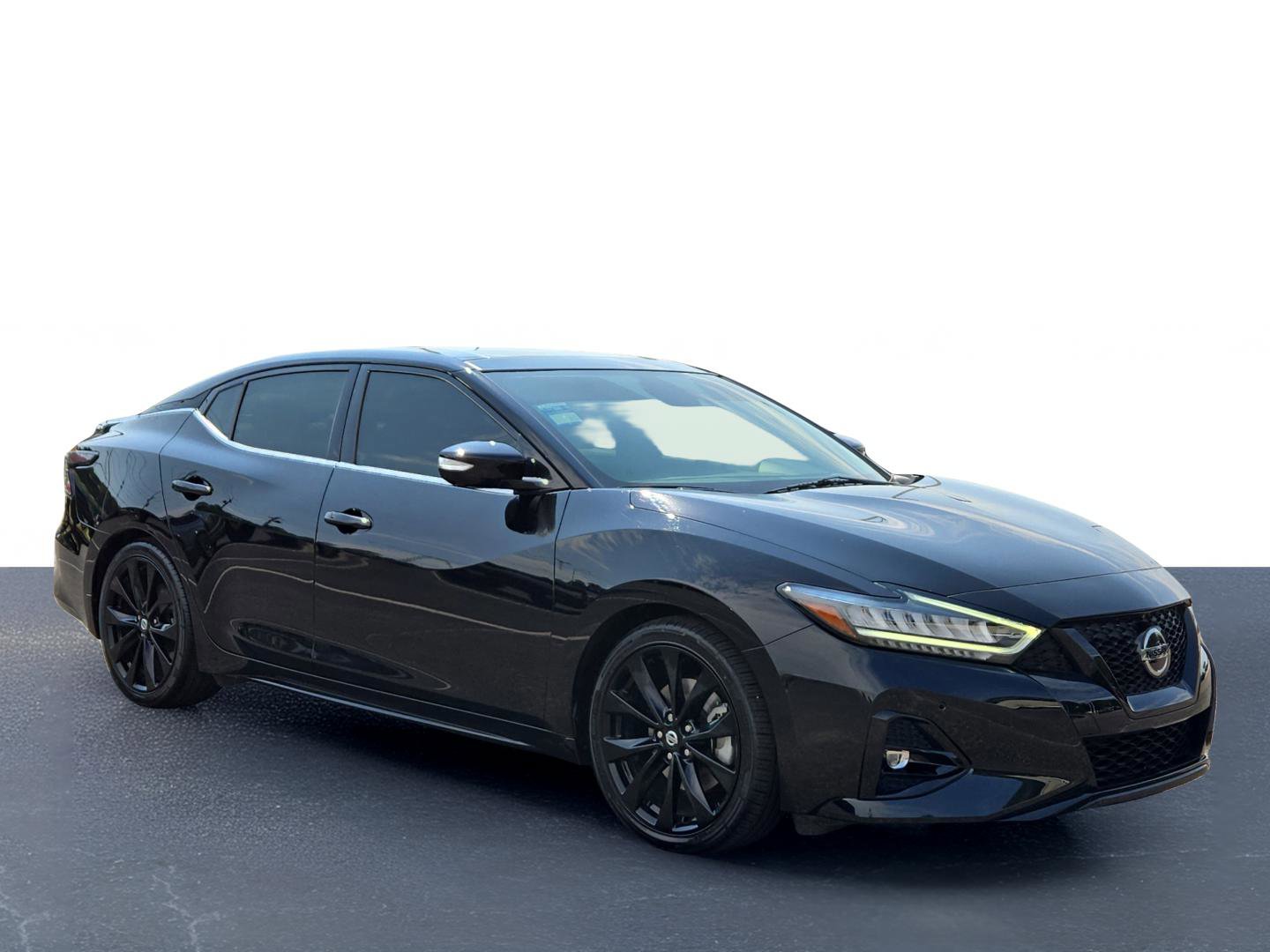 2022 Nissan Maxima SR photo 5