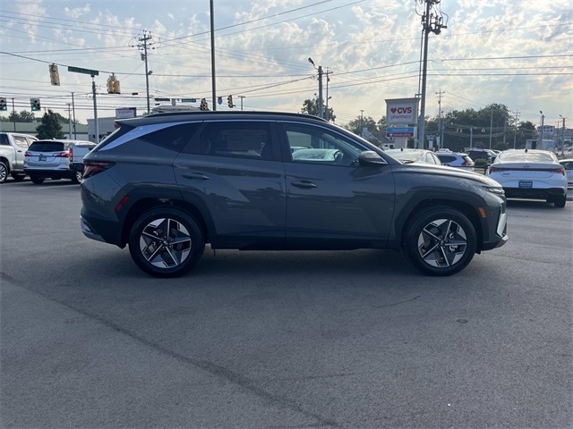 2026 Hyundai Tucson SEL photo 3
