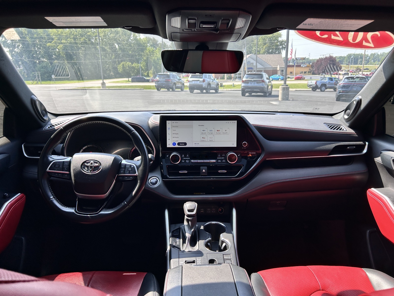 2023 Toyota Highlander XSE photo 28