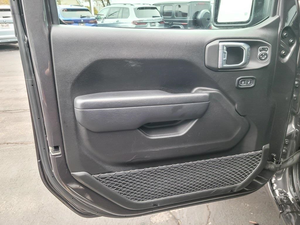 2025 JEEP WRANGLER - Image 16