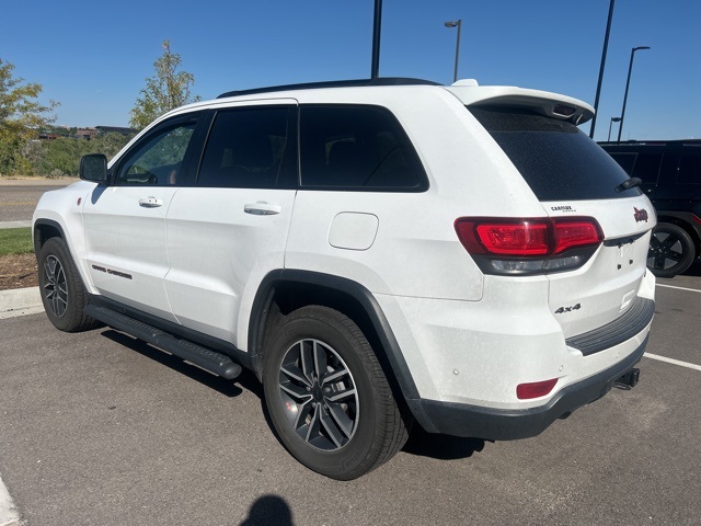 2021 Jeep Grand Cherokee Trailhawk photo 2