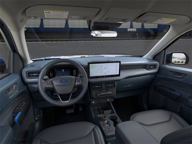 2025 Ford Maverick photo 8