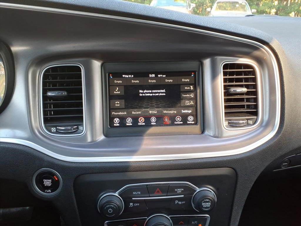 2022 Dodge Charger SXT photo 20