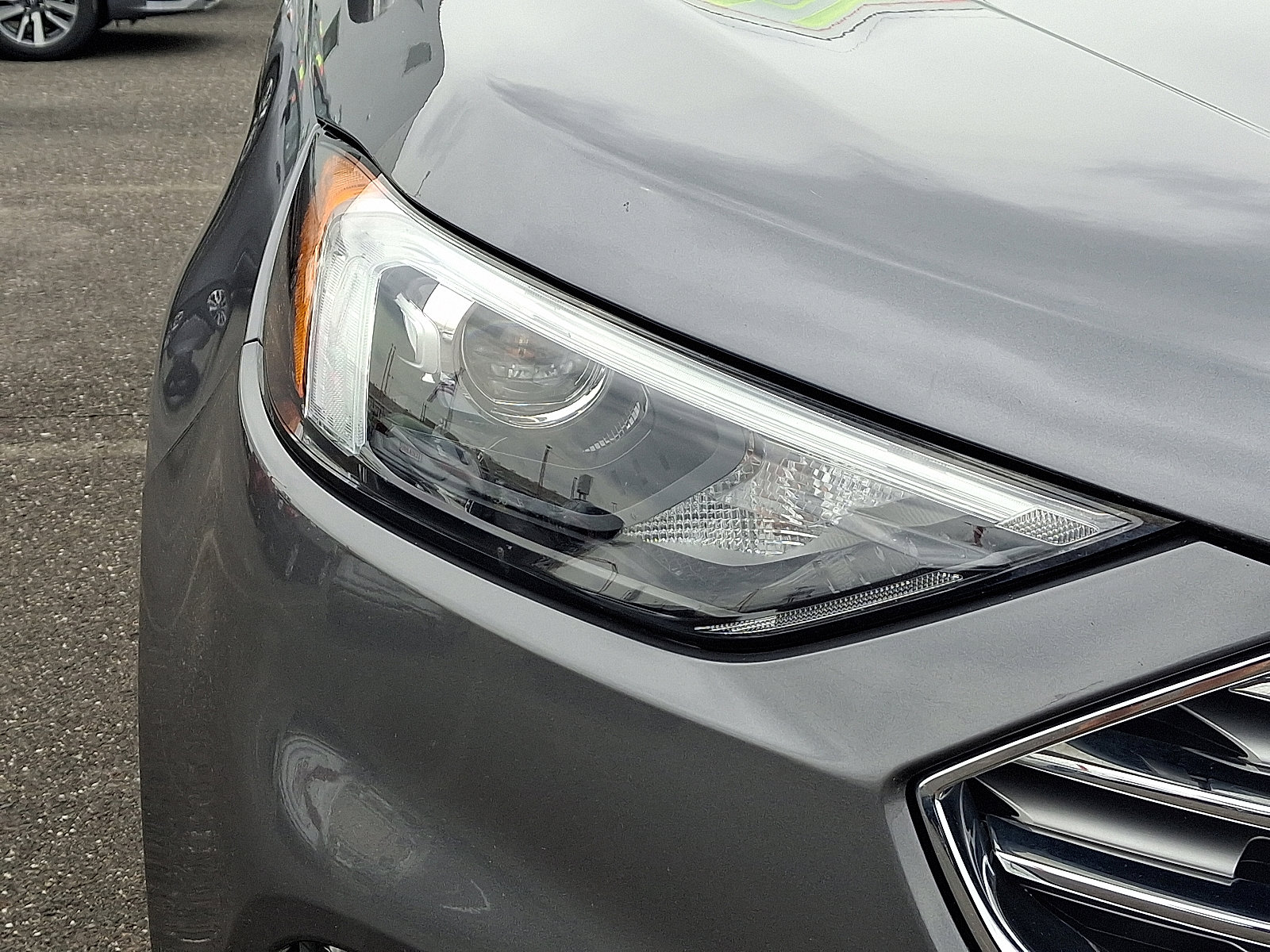 2022 Ford Edge Titanium photo 9