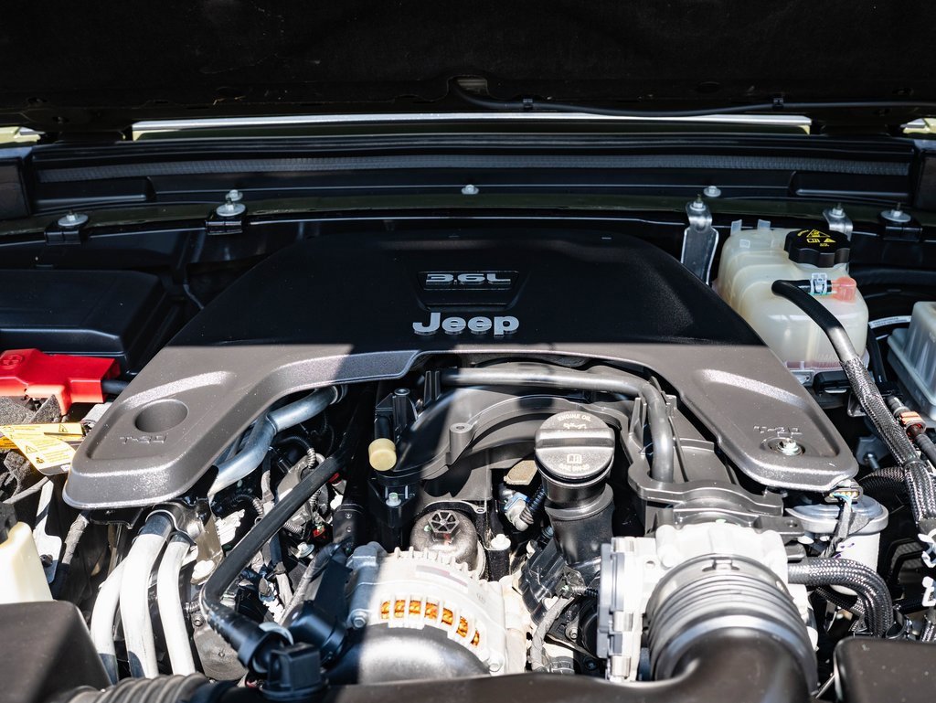 2021 Jeep Gladiator Sport S photo 31