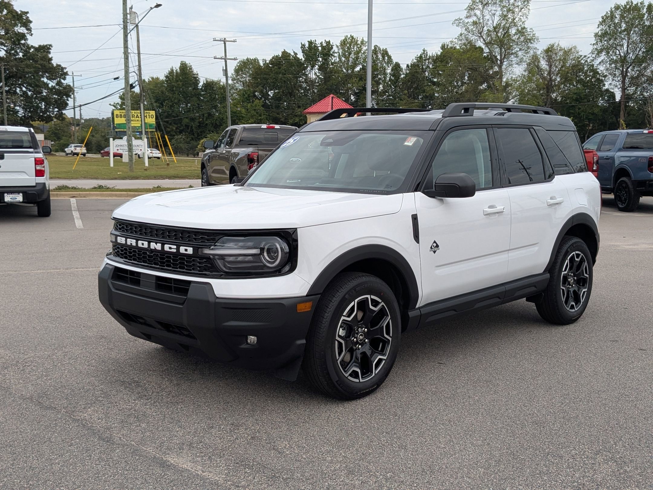 2025 Ford Bronco Sport Outer Banks's photo
