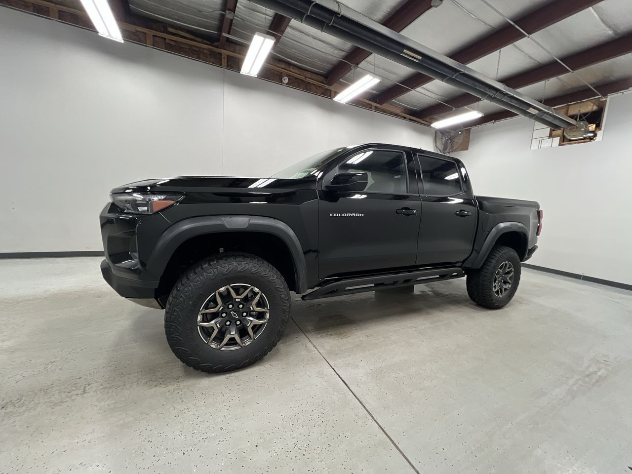 2025 Chevrolet Colorado ZR2 photo 4