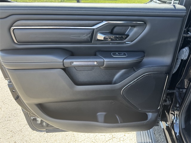 2023 Ram 1500 Limited photo 18