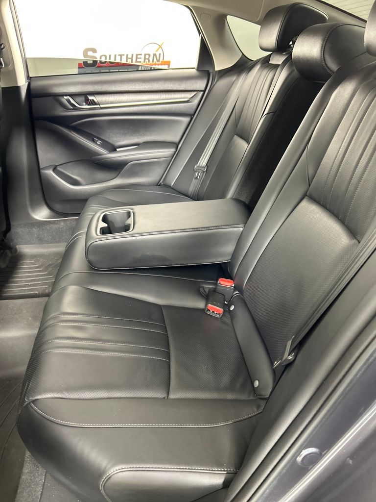 2022 Honda Accord EX-L photo 4