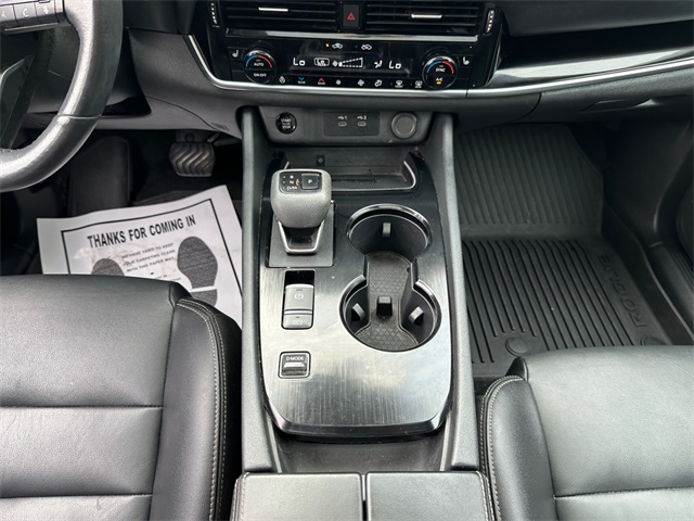 2024 Nissan Rogue SL photo 10